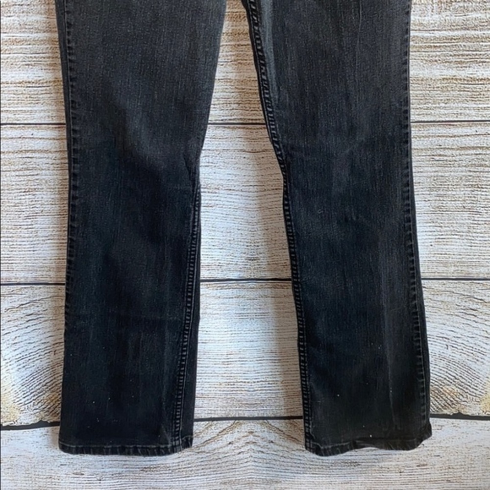 Women’s Riders Lee Mid Rise Boot Cut Jean - Picture 2 of 7